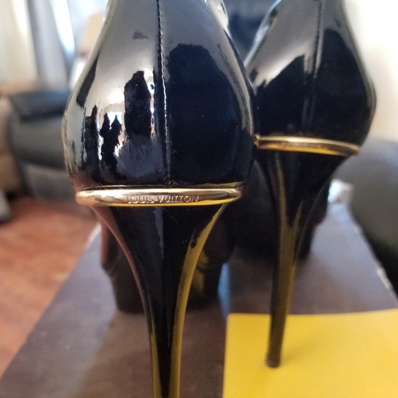 Louis Vuitton - Eyeline Open Toe Pump 8.5US Never - Picture 2 of 4